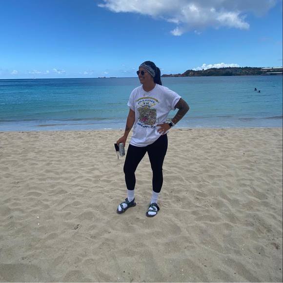 Meet your Posher, Brooke - Picture 1 of 1